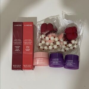 LANEIGE Donut lip serum , Hydrating Lip Mask & Bouncy sleeping mask w/keychains